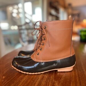 Sporto Duck Boots - Size 10